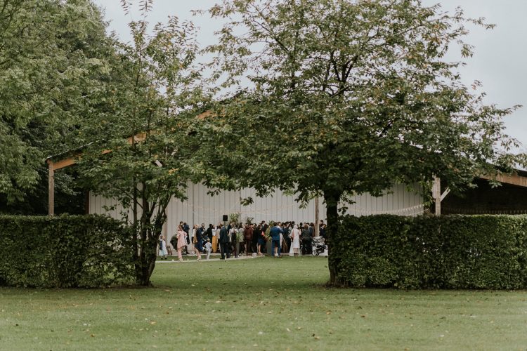 Espace cocktail avec invités